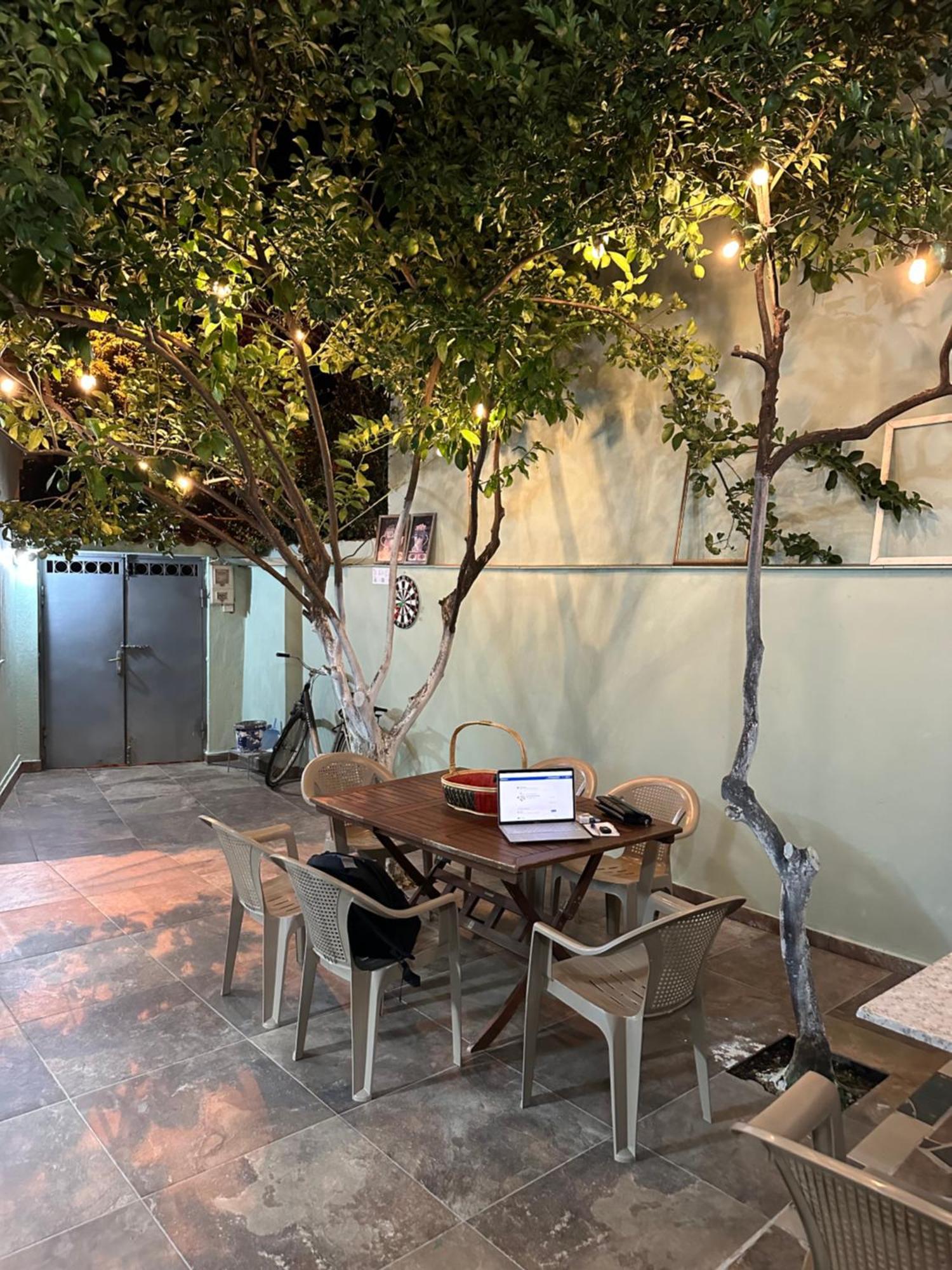 Tirana Lemon Breeze Hostel エクステリア 写真