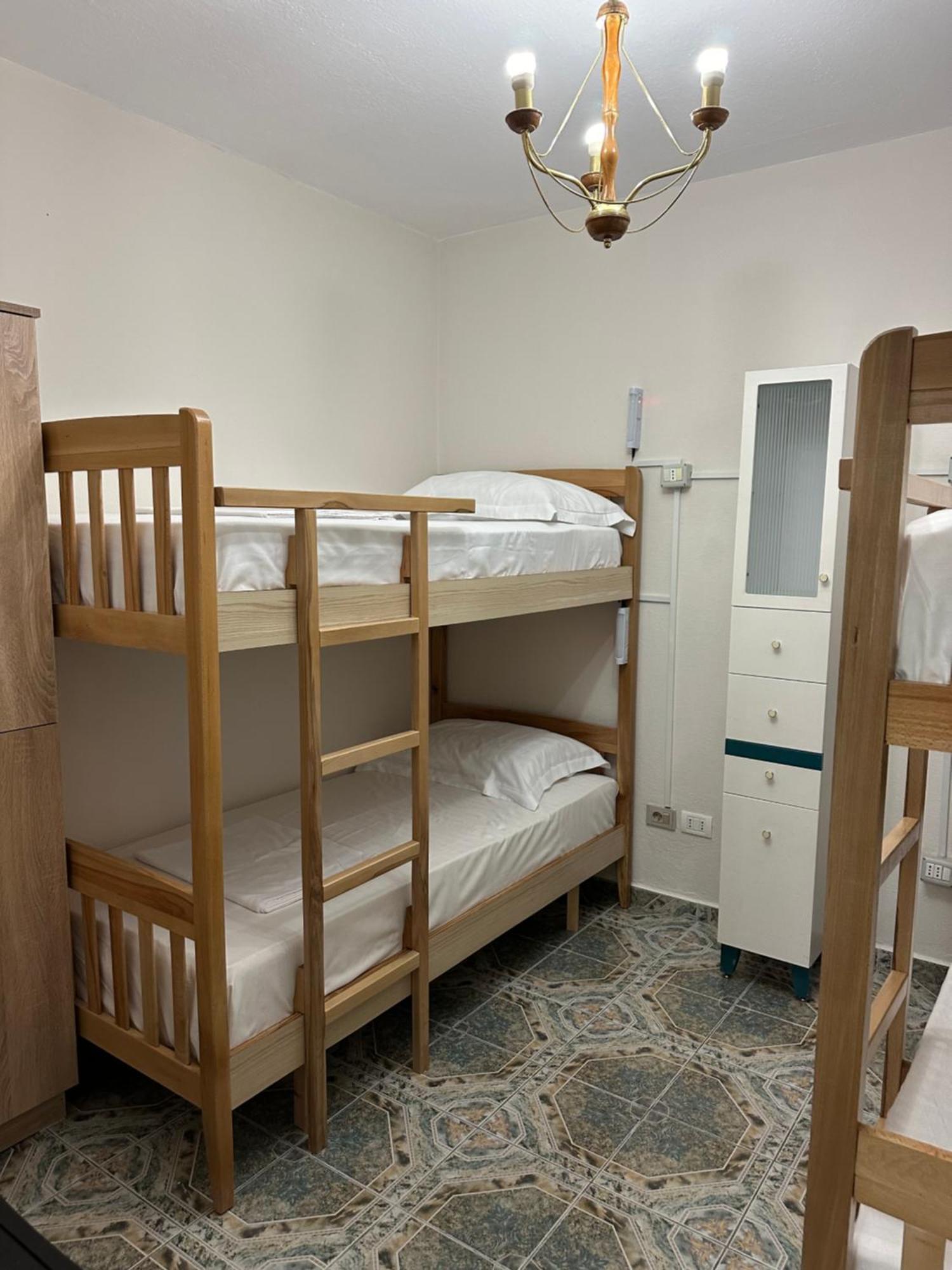 Tirana Lemon Breeze Hostel エクステリア 写真
