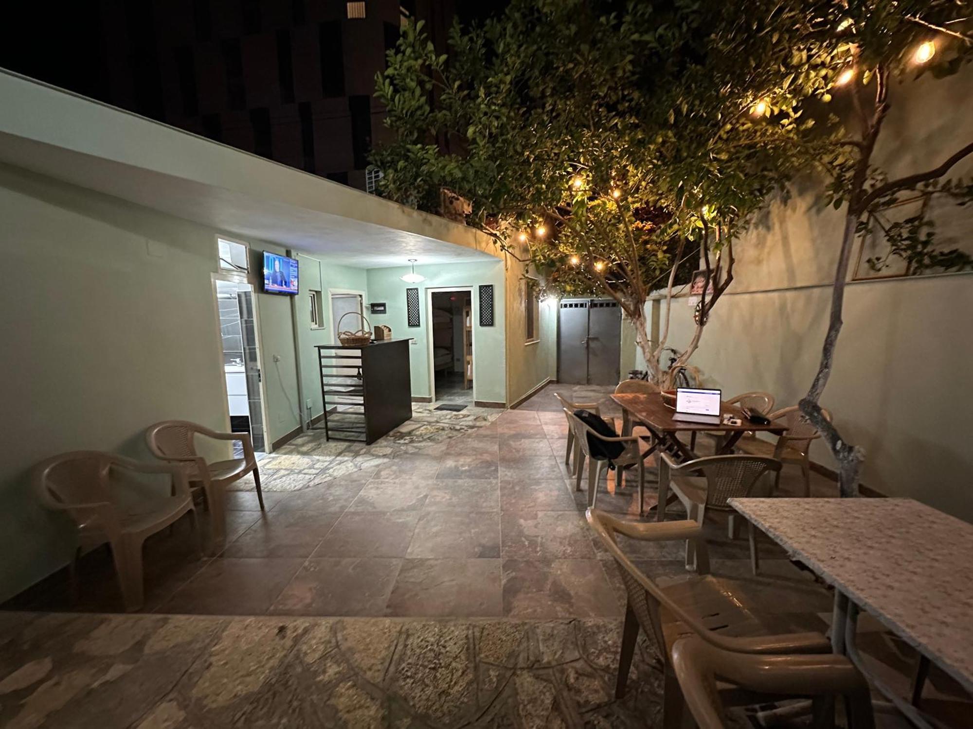 Tirana Lemon Breeze Hostel エクステリア 写真