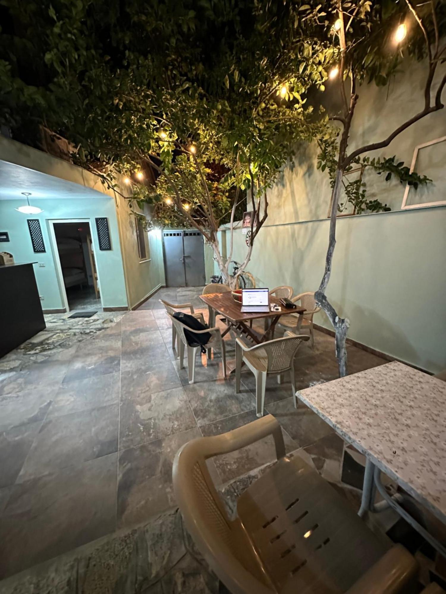 Tirana Lemon Breeze Hostel エクステリア 写真
