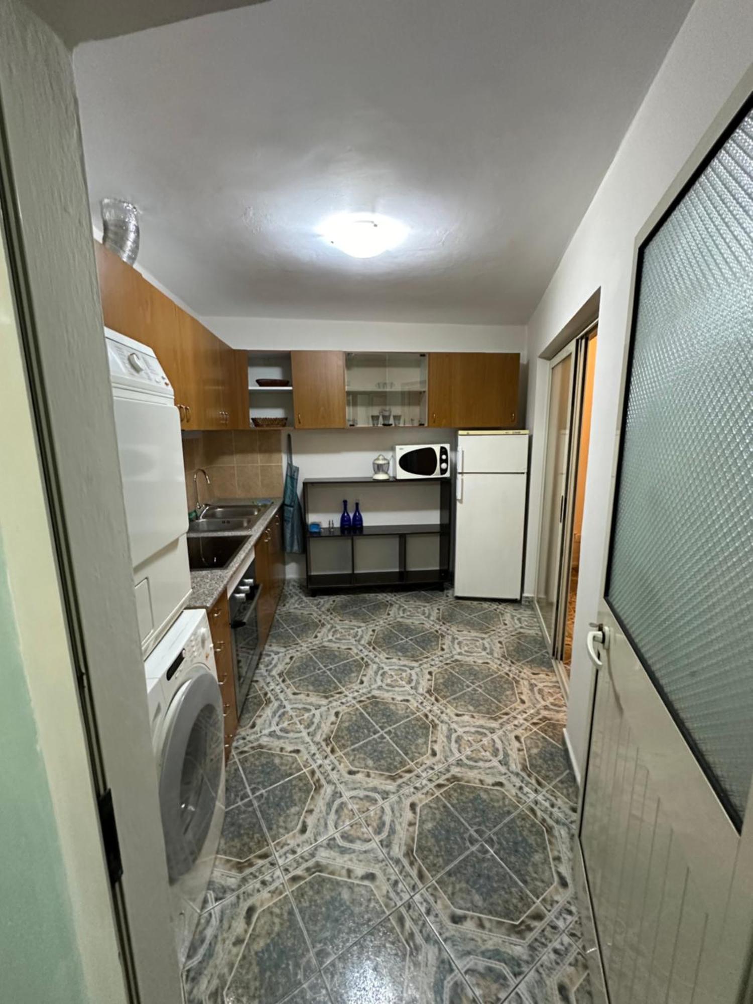 Tirana Lemon Breeze Hostel エクステリア 写真