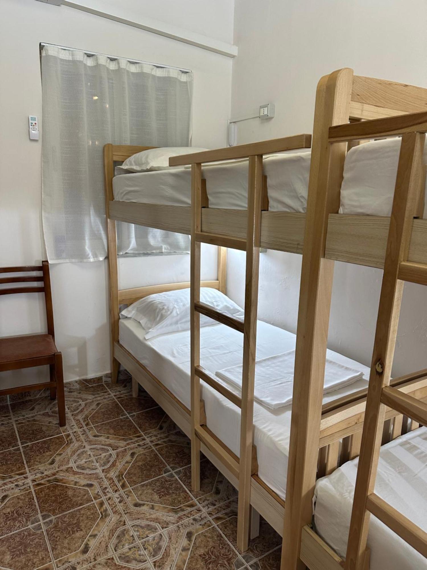 Tirana Lemon Breeze Hostel エクステリア 写真
